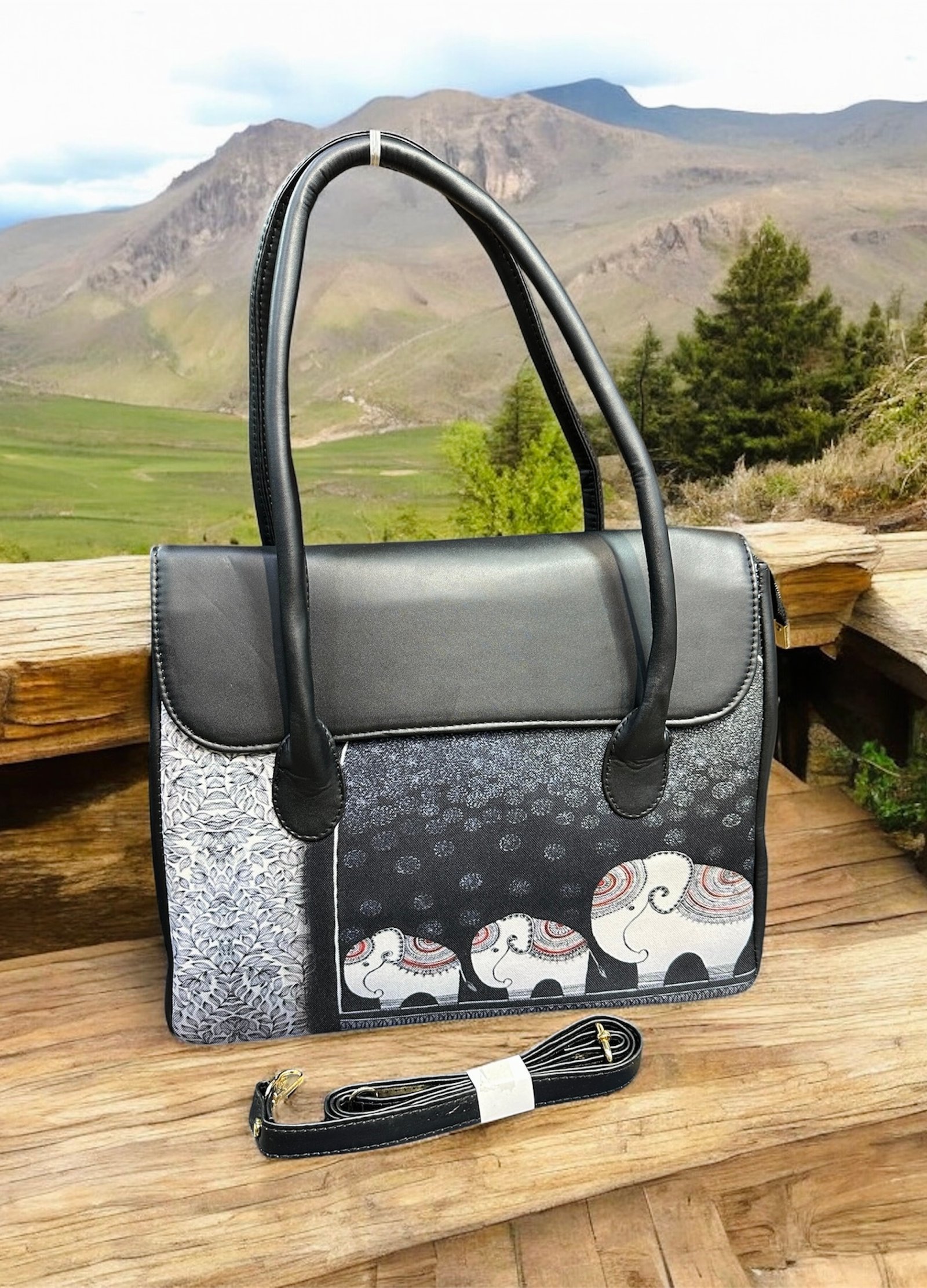 Flap tote 10 Flap Tote - Image 1