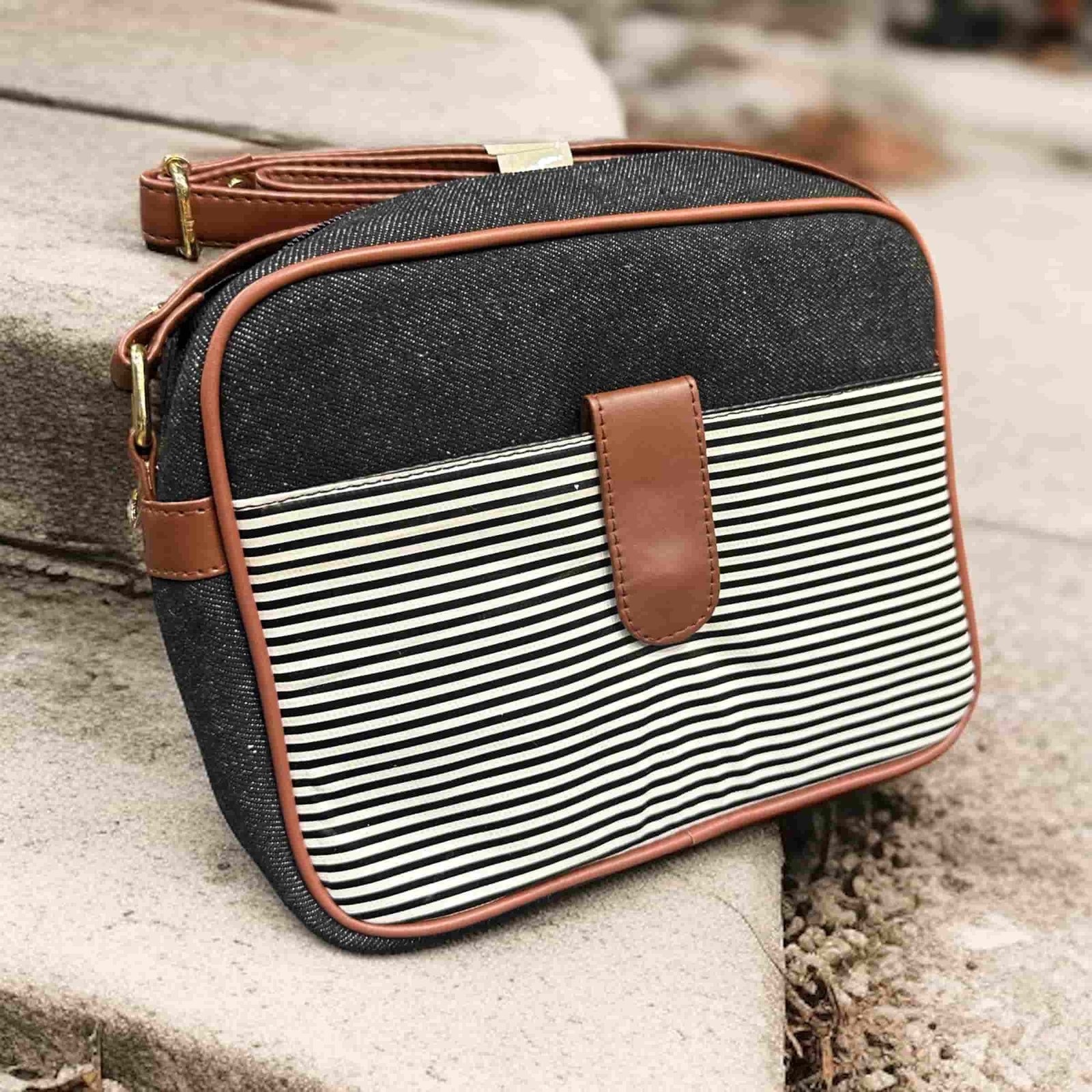 IMG_7747 Everyday Sling - Image 1